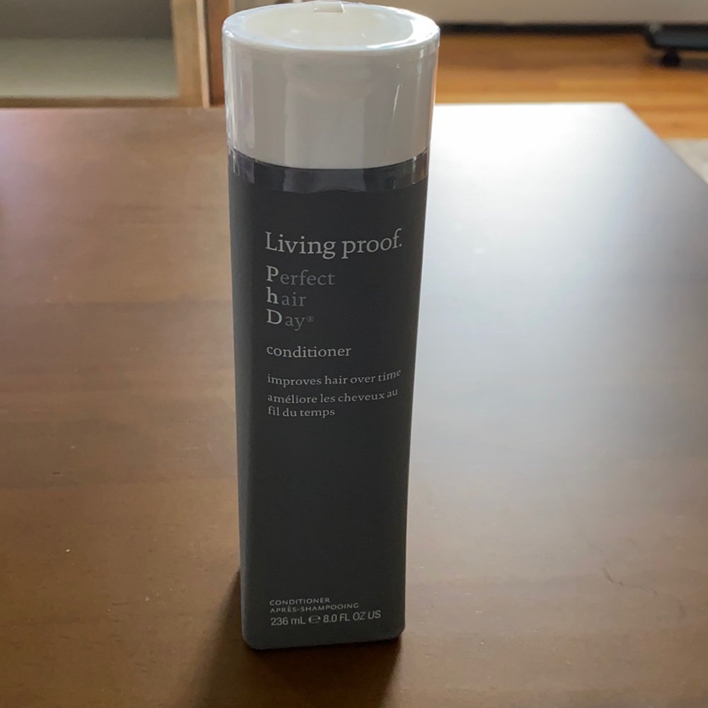 Living Proof Perfect Hair Day Conditioner
